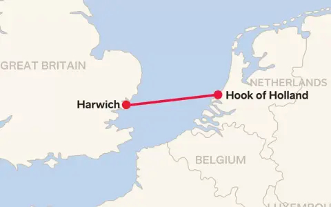 Mapa pokazuje trasę promową z Harwich w Wielkiej Brytanii do Hook of Holland w Holandii.