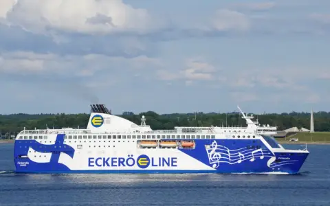 Prom Tallinn-Helsinki: Ile kosztuje i jak znaleźć tanie bilety?