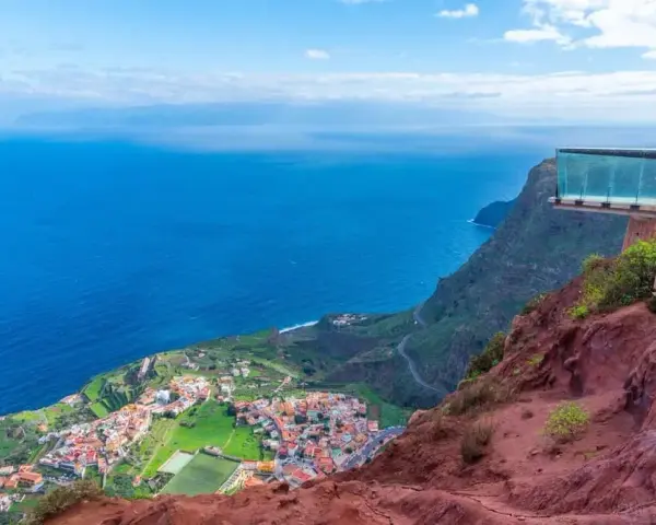 La Gomera: Odkryj sekrety wyspy. Przewodnik po atrakcjach!