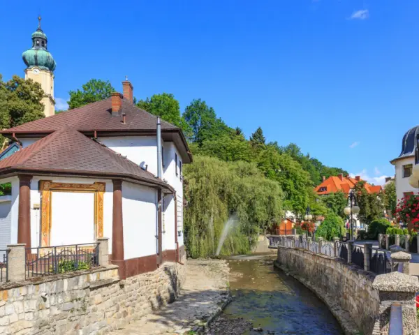 Polanica-Zdrój: Atrakcje na każdą pogodę i porę roku przewodnik