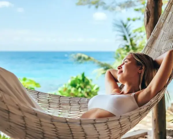 Gdzie na ciepłe morze w maju? Kierunki z wodą powyżej 20°C!