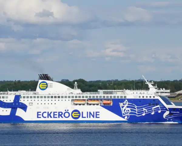 Prom Tallinn-Helsinki: Ile kosztuje i jak znaleźć tanie bilety?