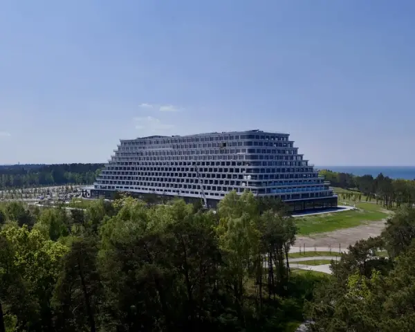 Gołębiewski Pobierowo: Otwarcie 2026? Poznaj datę i kulisy!