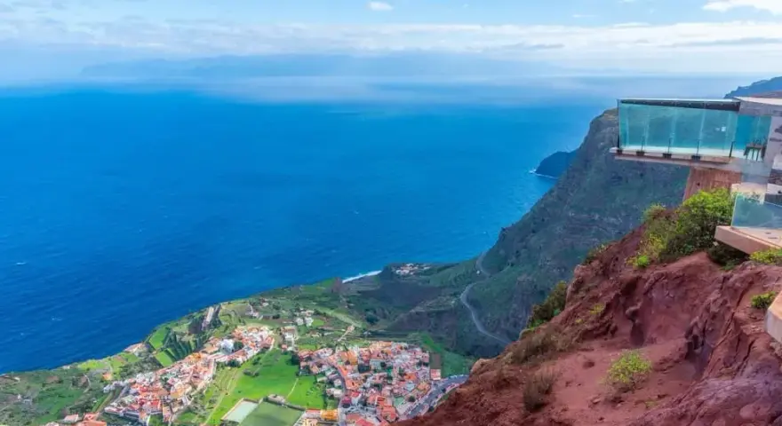La Gomera: Odkryj sekrety wyspy. Przewodnik po atrakcjach!