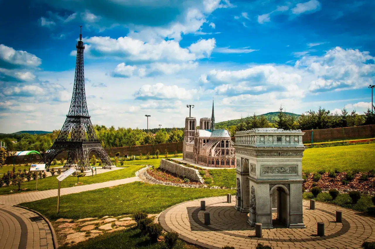 Aleja Miniatur Wonderful World SabatKrajno