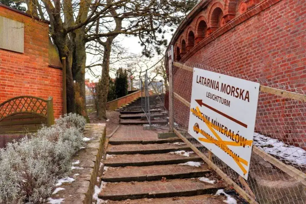 latarnia morska Kołobrzeg schody wnętrze