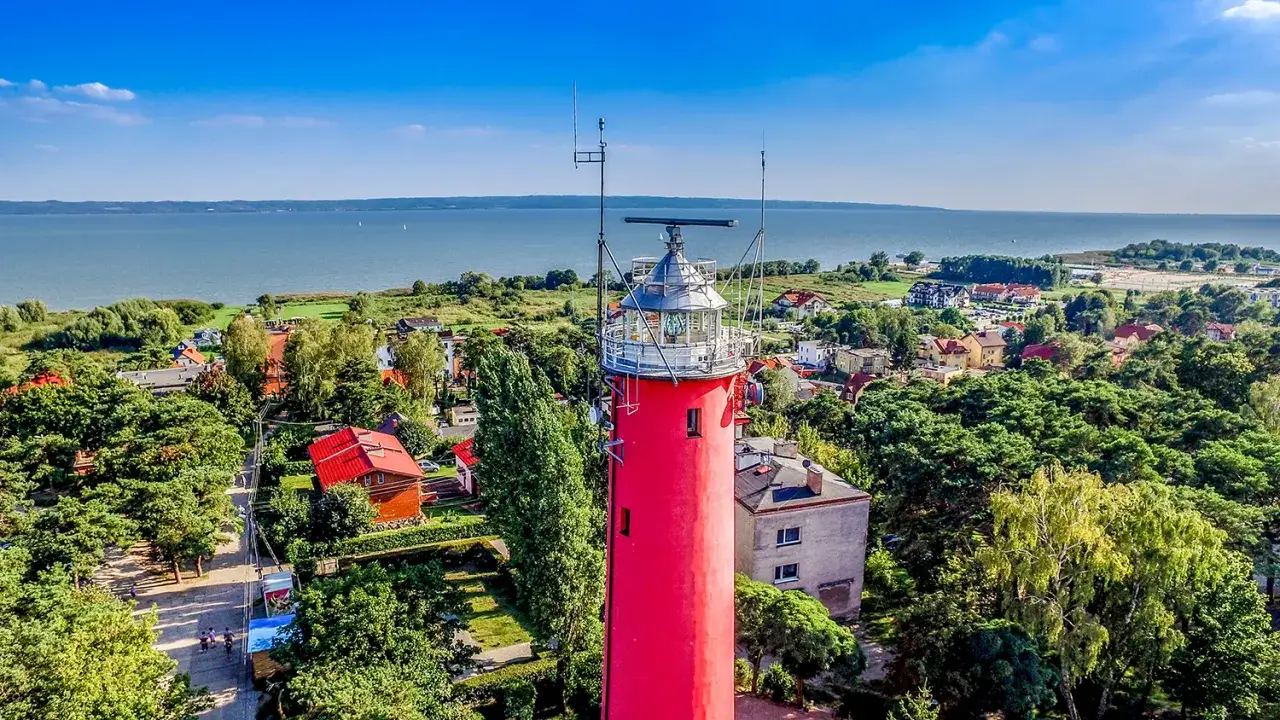 Krynica Morska latarnia morska i widok z góry